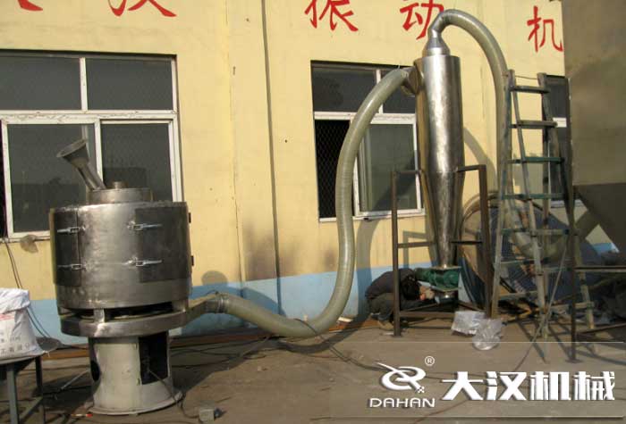 正在安裝的立式氣流篩 正在安裝的立式氣流篩